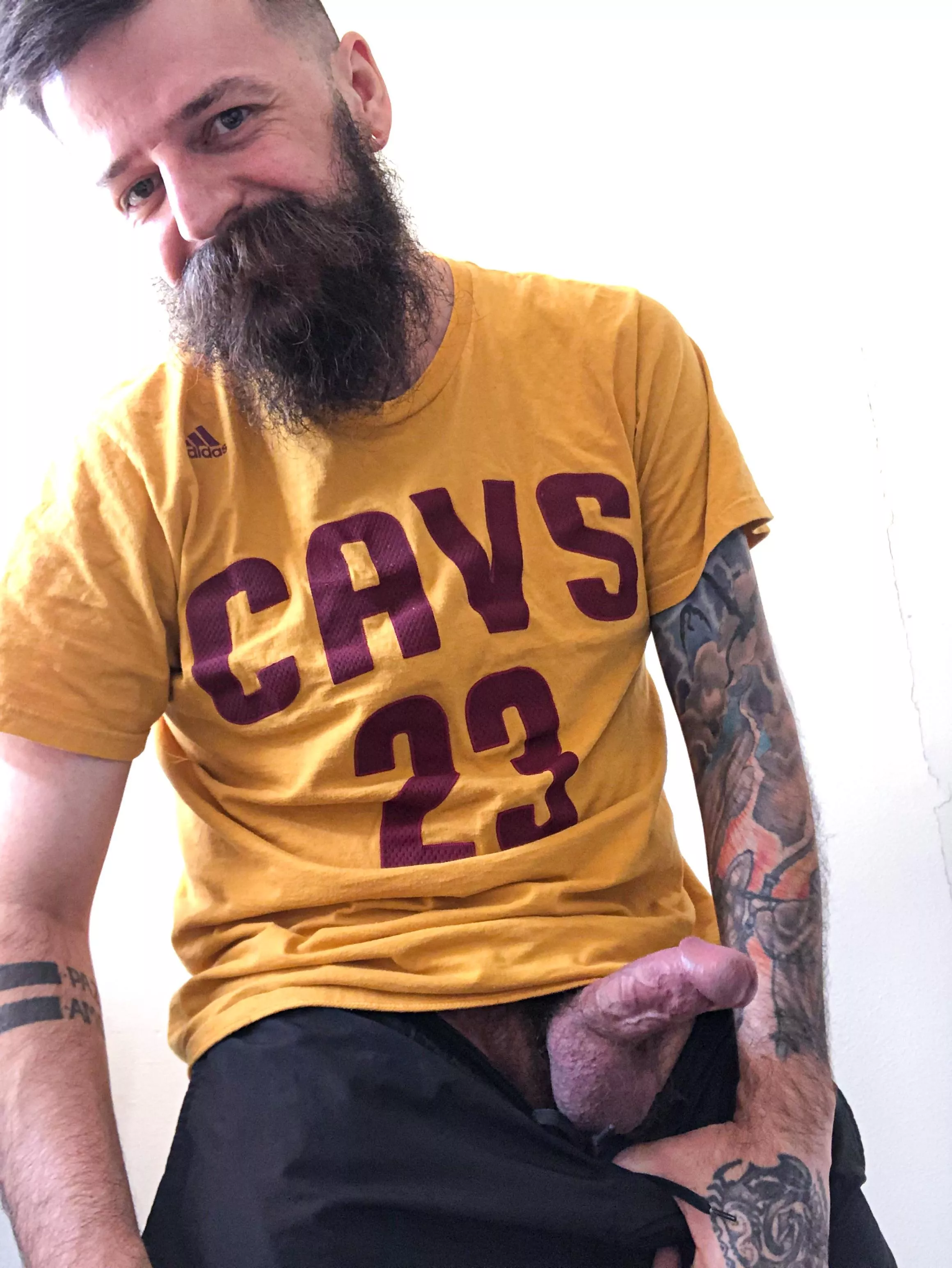 Daddy has something for you here, boy! posted by lockedguys