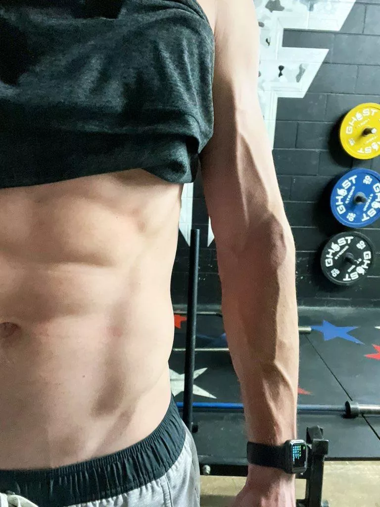 Deadlifts have me feeling weak 😮‍💨 posted by Shred_and_Bread