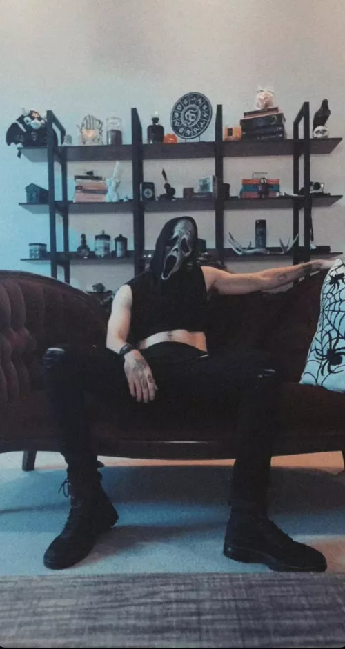 Finally found a sub I fit into by throwaway_couple12