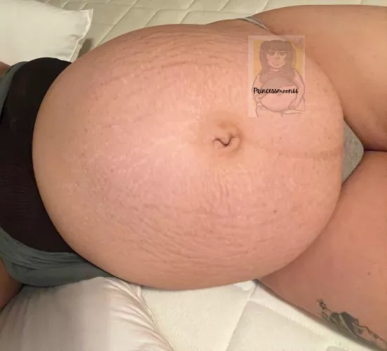 Here’s a cute newer pic 🤰🏻 Pregnant belly so stuffed I was stuck on the bed 💦🤰🏻 by Milkymooon66