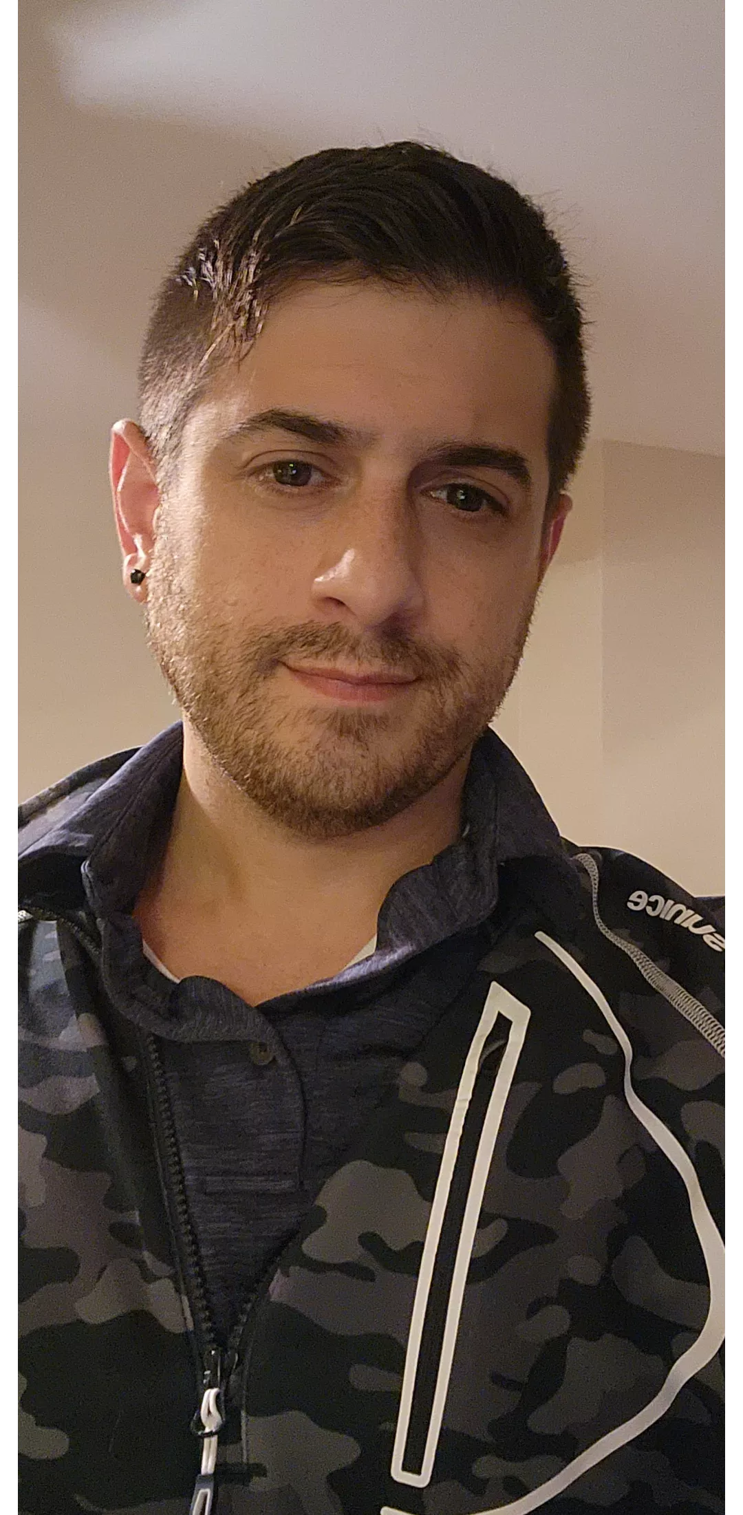 Hey looking for gaming friends. I'm 35 most my friends have kids now and I'm bored as hell. Life of a gay single adult. posted by janumba