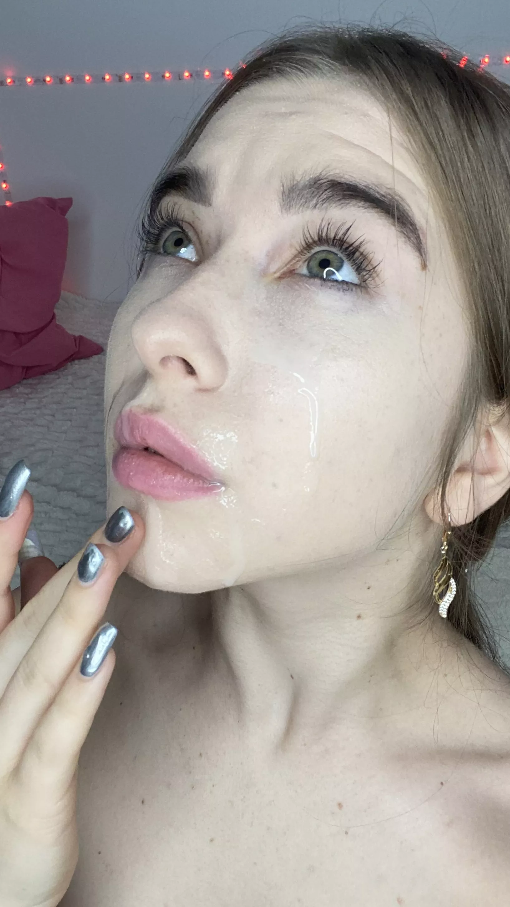 I use sperm as a face cream posted by AntacidFontenoy