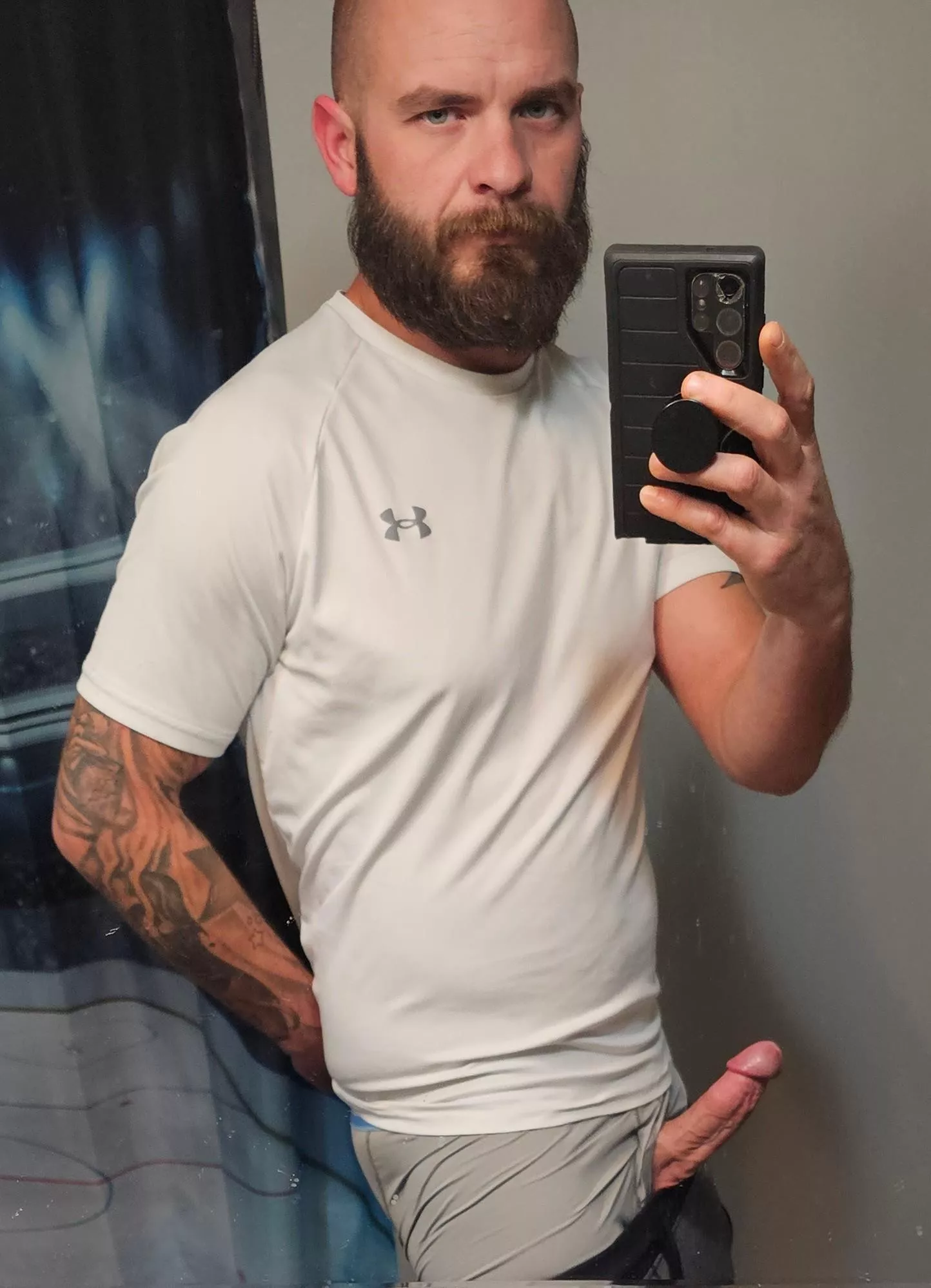 I wanna start today with some head, you can pick what we do next? 😈 posted by Urnextdoorneighbors