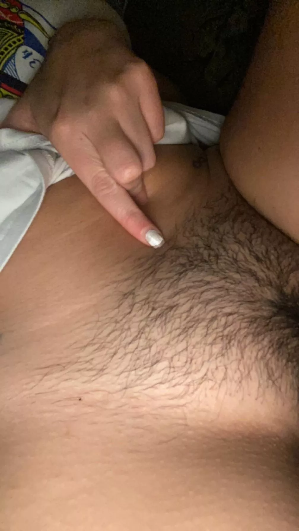 i’m so conflicted. let grow? or trim? posted by bangbangreign21