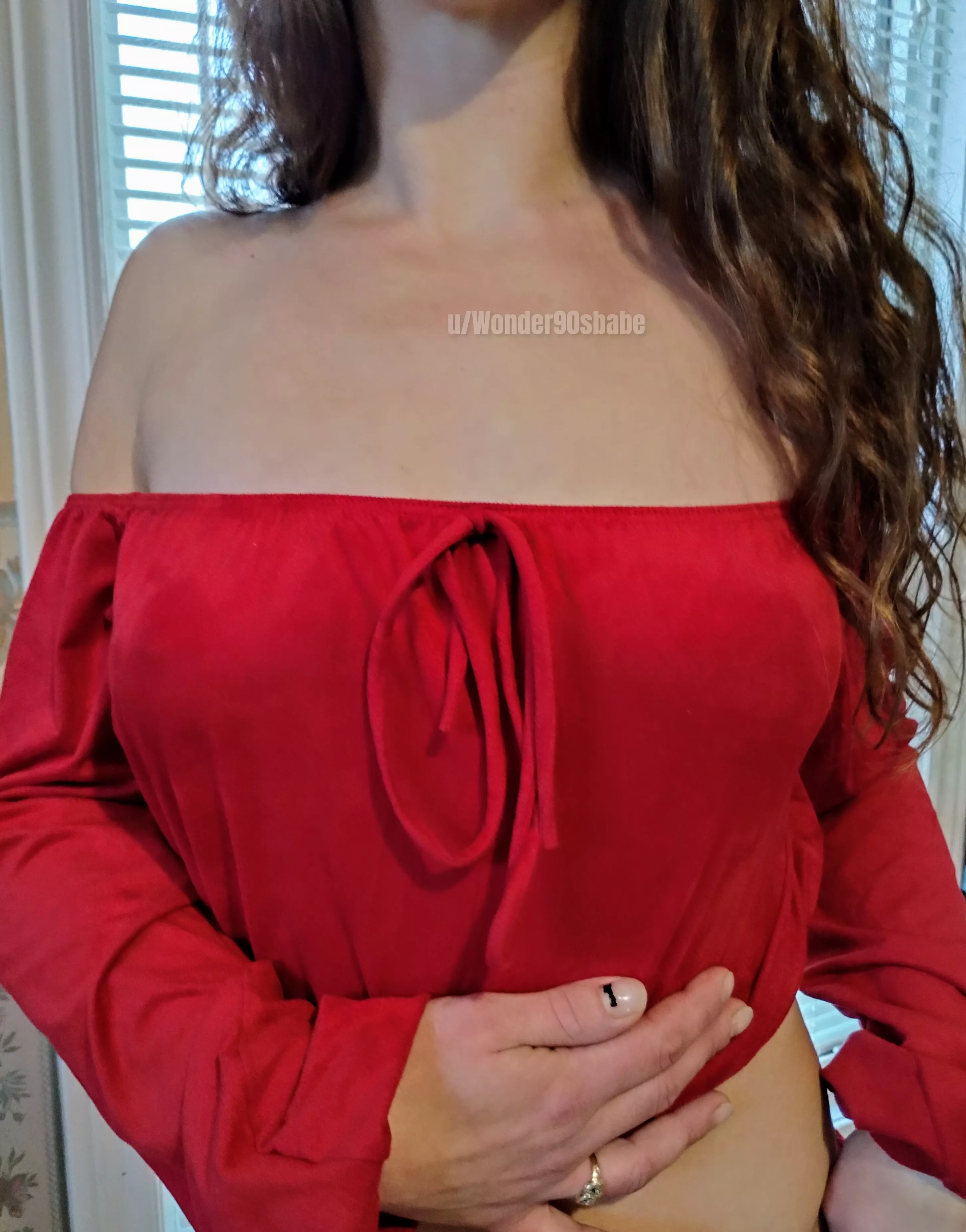 In Love with this new crop top posted by Wonder90sbabe