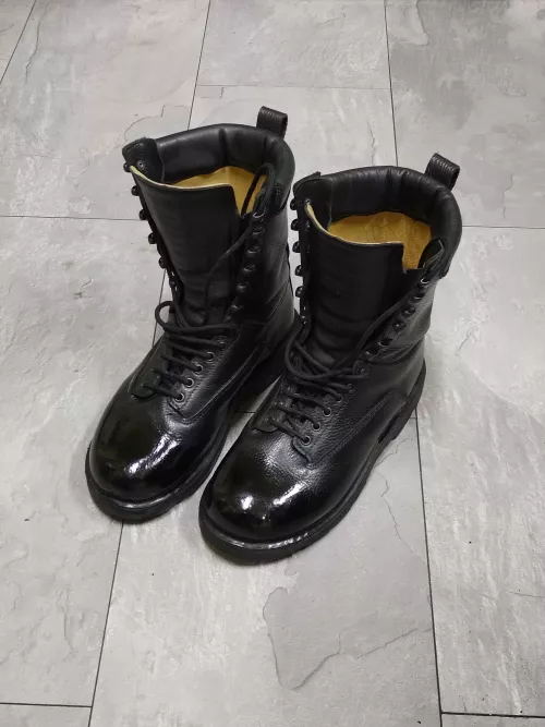 M10 boots by kiksakobas