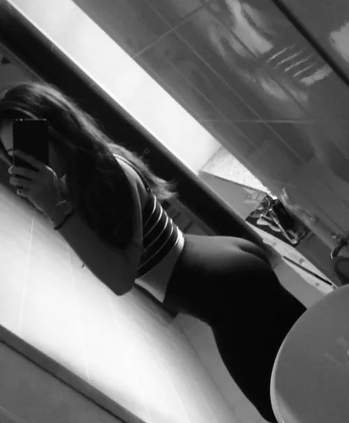 My favorite leggings ❤️ by sluttyaleeh_