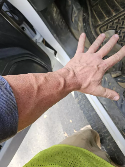 NJ, working forearms by Kc1421