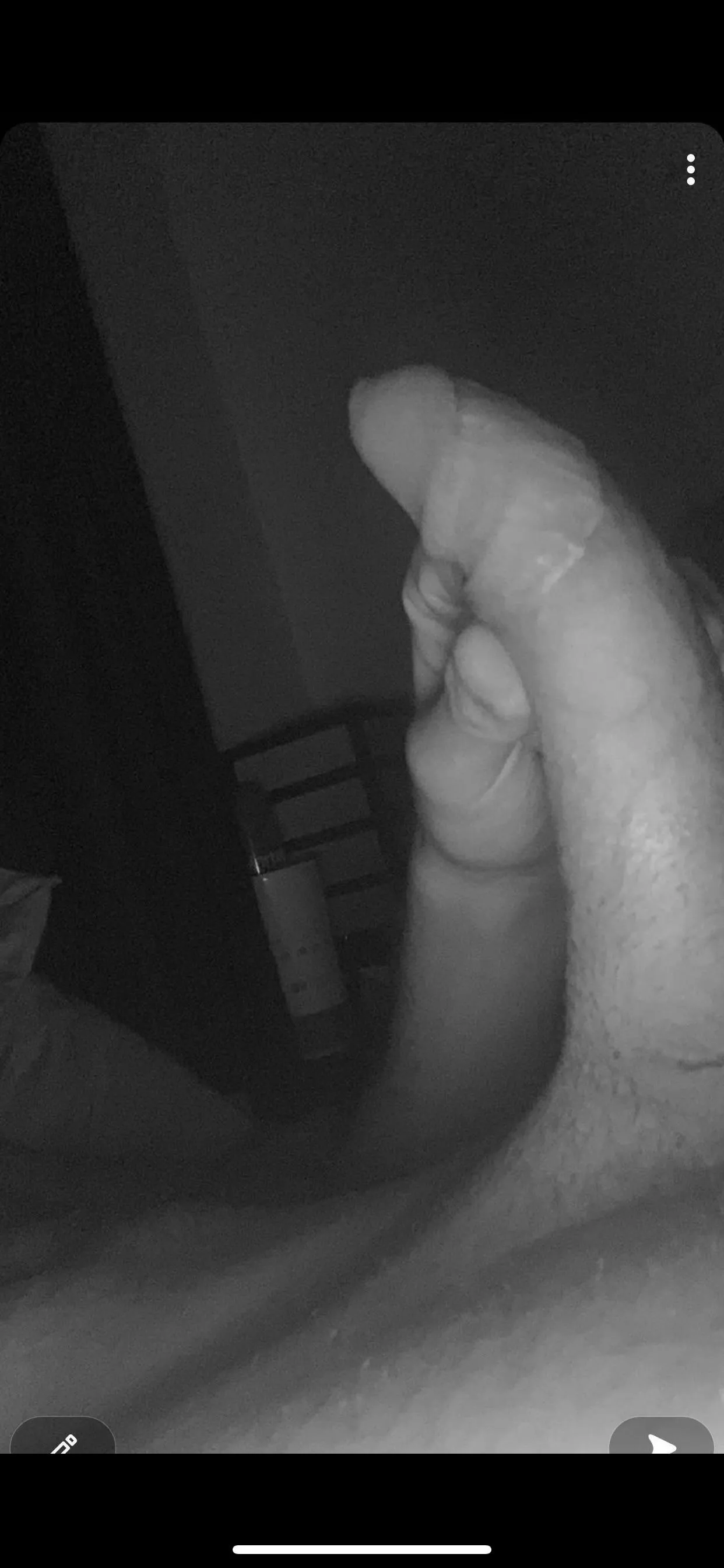 Not gay or bi just curious is use would suck it😉 posted by 2Secretss