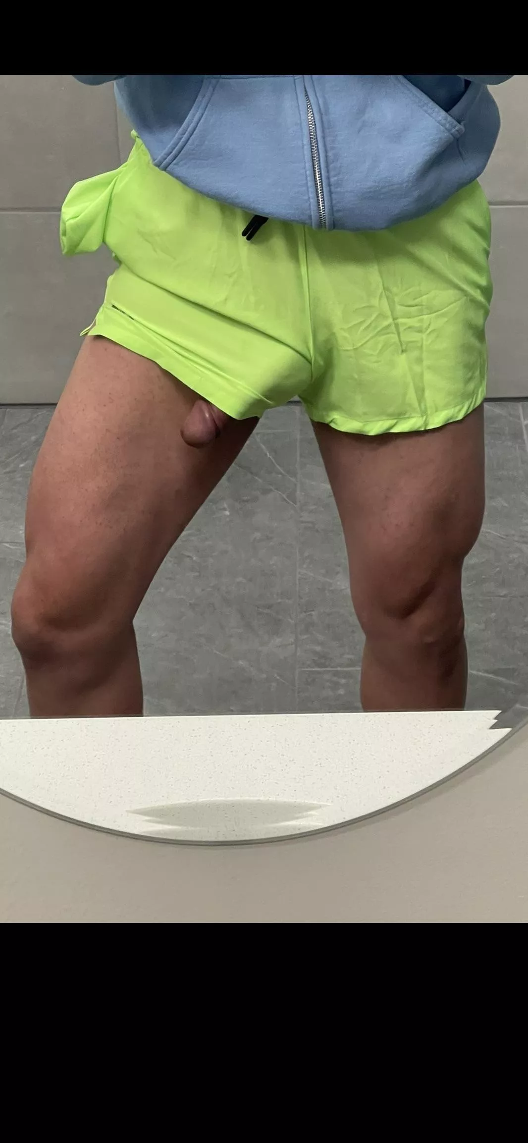 Risky gym flash. posted by Happy2wanting1more