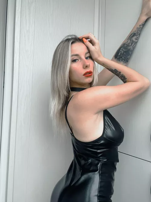 Stella by Casuallyquote