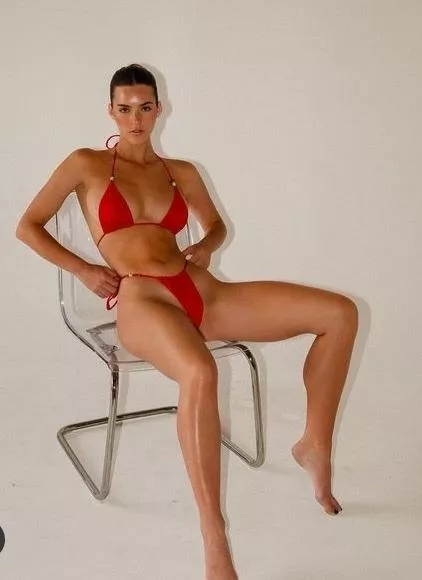 Take a seat Em 😌 posted by Silent-Wishbone-8553