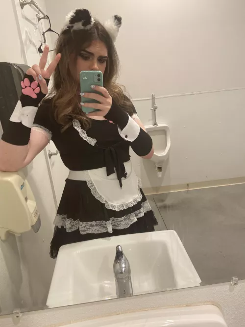 What if we met in the club bathroom? by HugznD