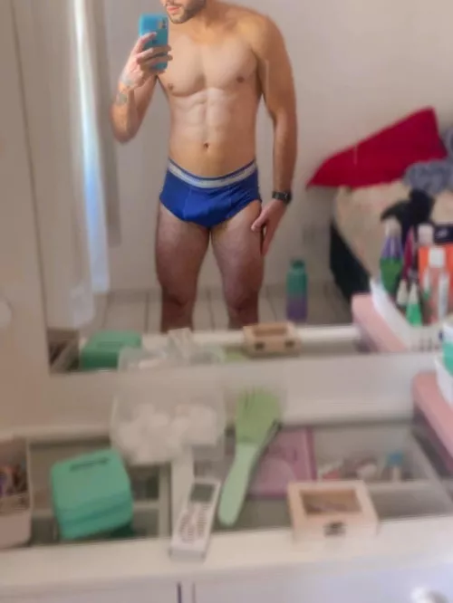 26 y 🇧🇷 hubby by Extension-Job-5747