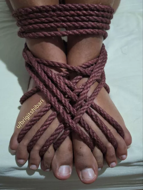 First time trying a foot tie by brigitshibari