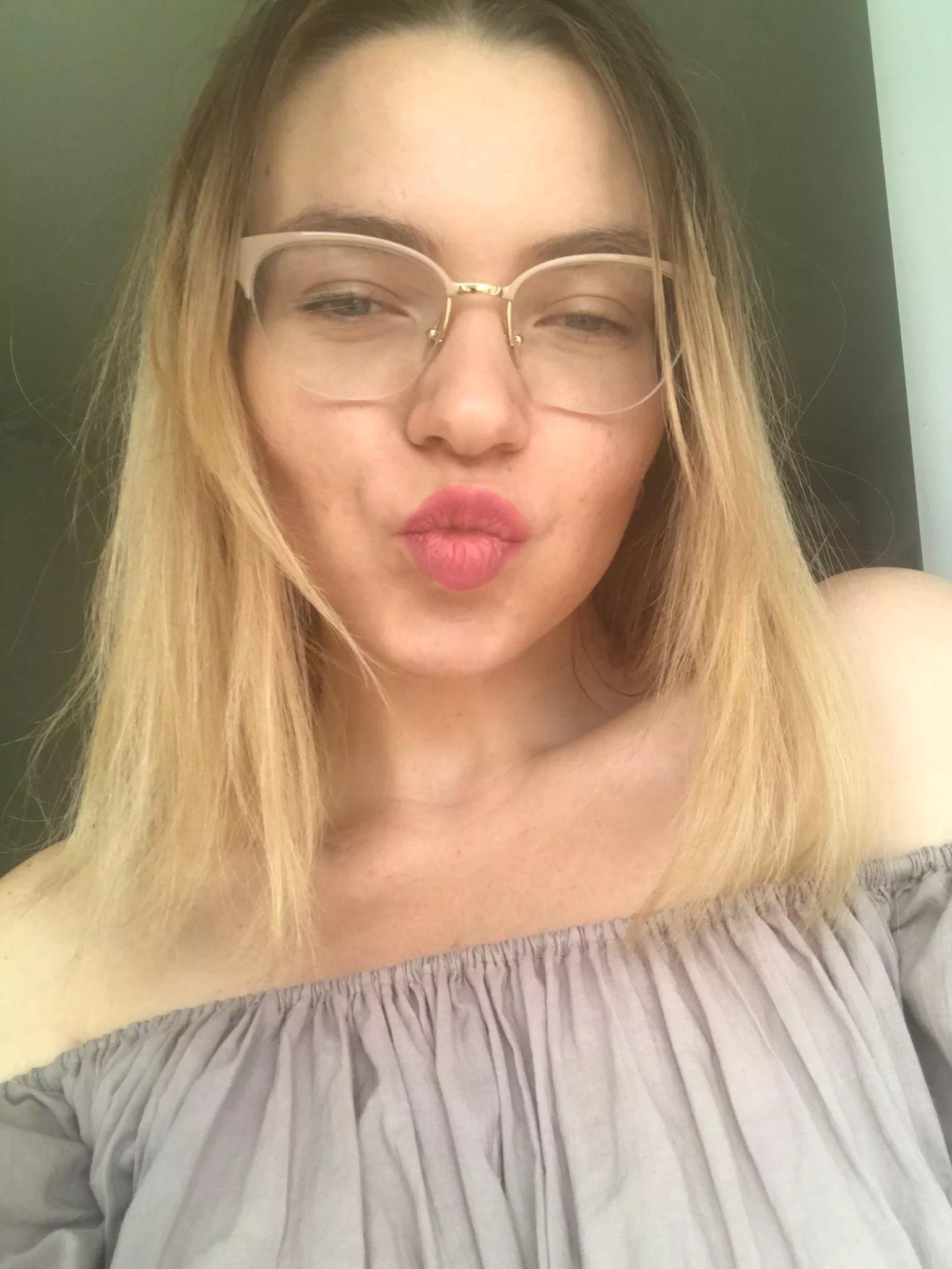 Giving a kiss posted by SarasCaptions