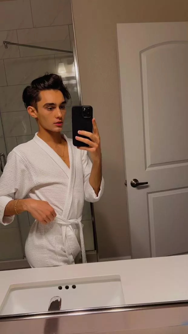 Good evening posted by 00_triple_s