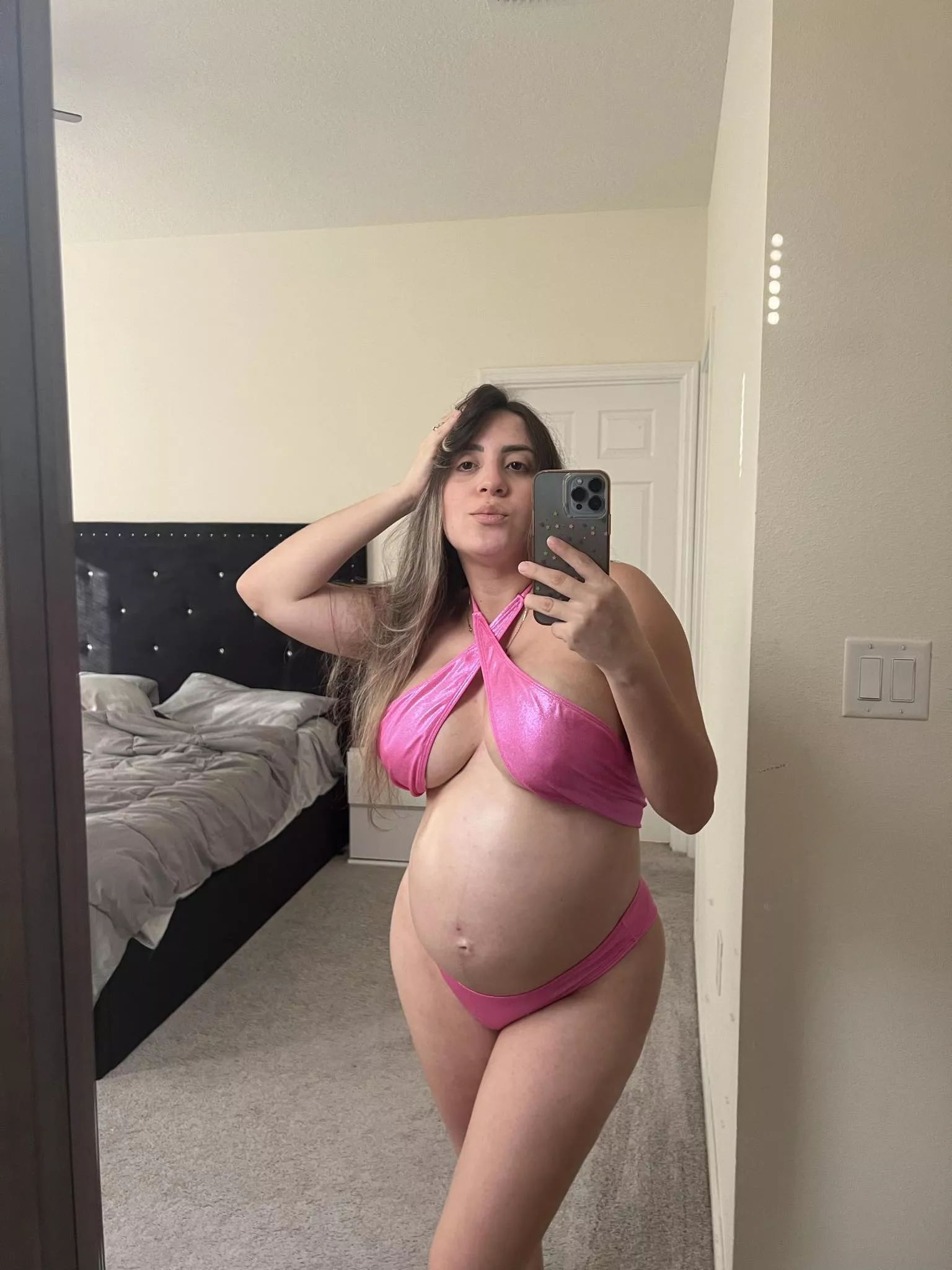 hello posted by Beneficial-Dark8375