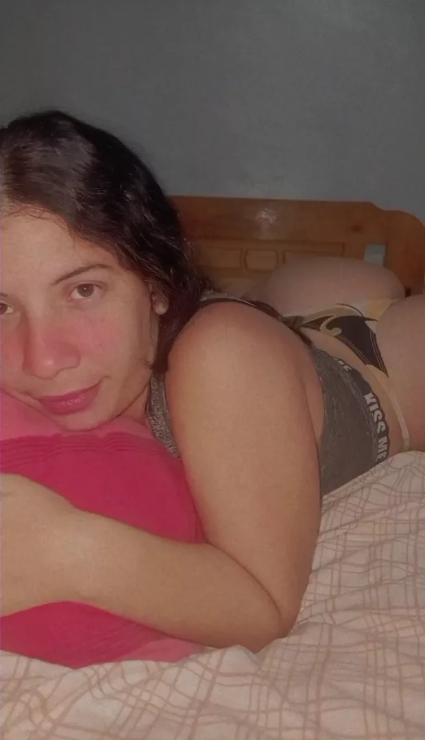 Hi, what do you think about my big ass? posted by Genesolorzano1