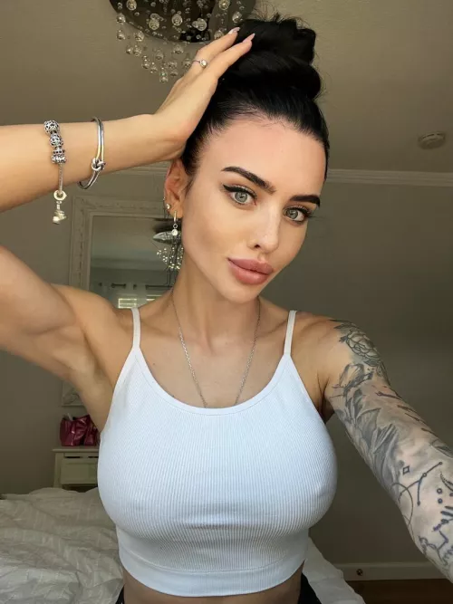 I like to think I'm cute by Suspicious-Energy347