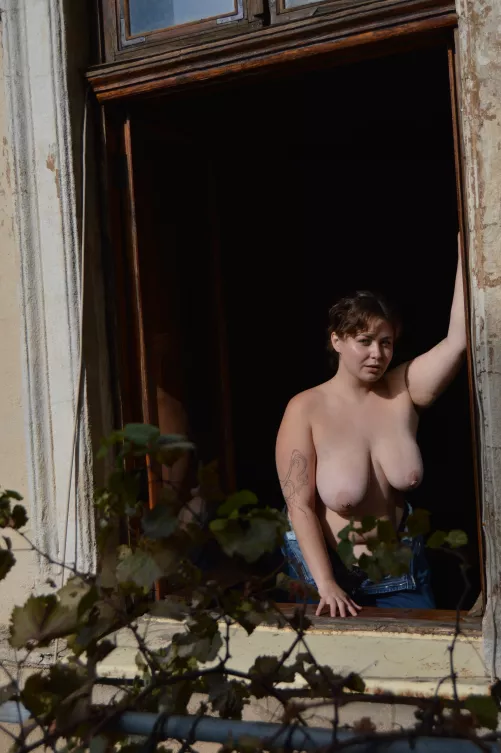 I love it when people see my 2 huge melons by Tabularthirst662