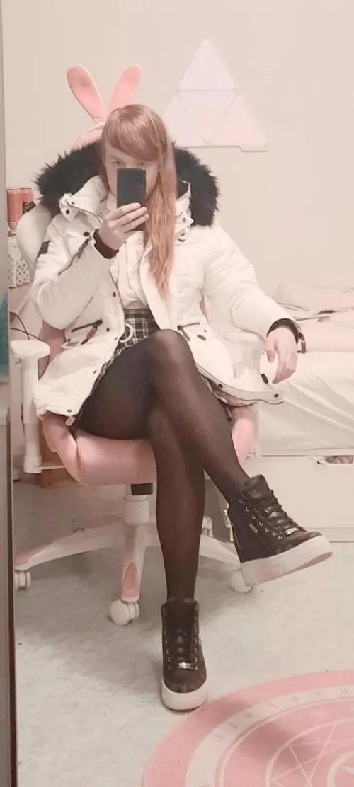 I love winter fashion 🩷 by BoiPrincess