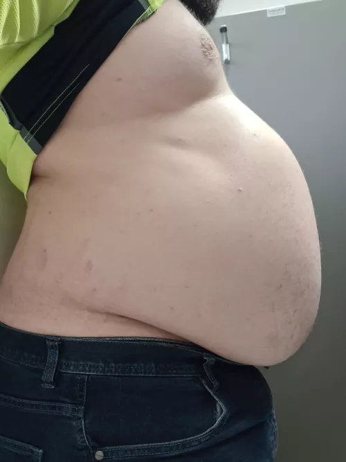 Looking huge after a big breakfast 🐷 by Born_Net_7048