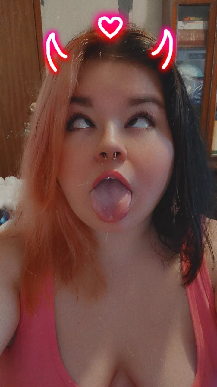 mwah 💋 posted by chubbycuteprincess