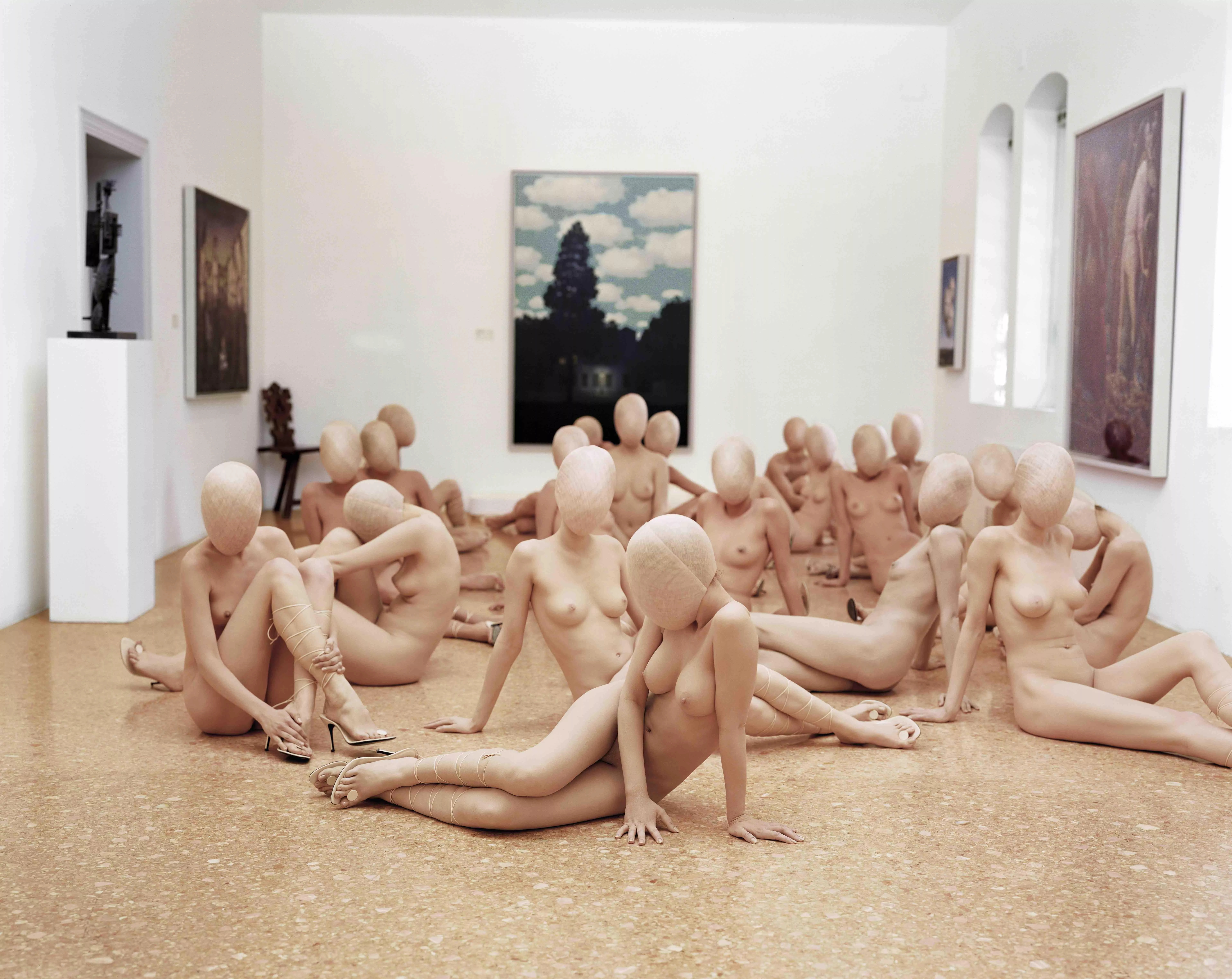 Nude girls grouped together in a somewhat disturbing way posted by king-_-friday
