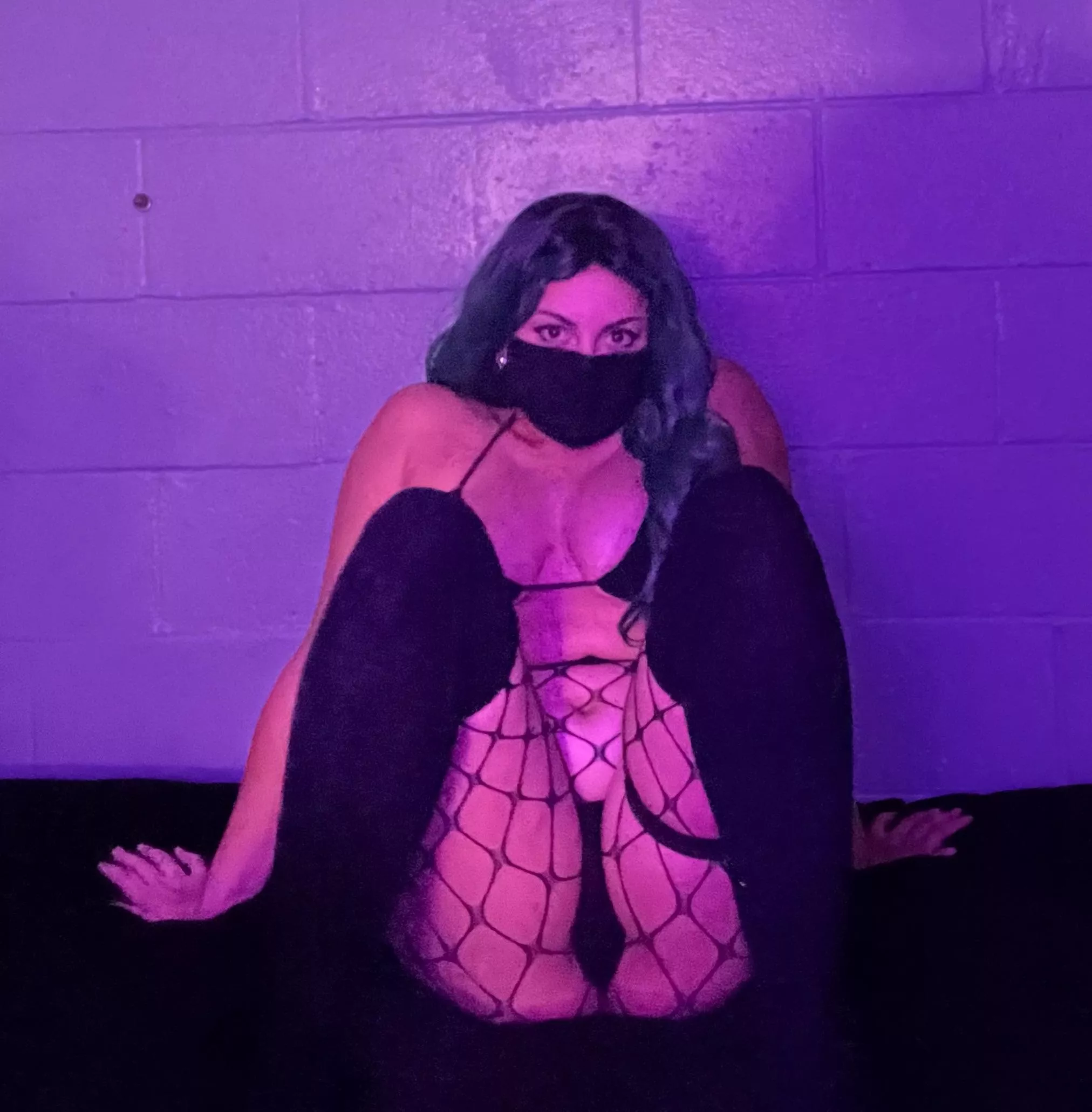 pin me to the wall? posted by k1llerk1tten