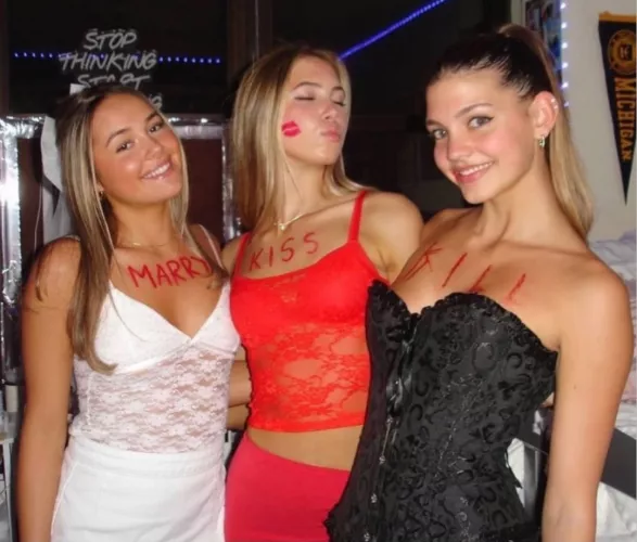 Ready to get posted in this sub by angizni