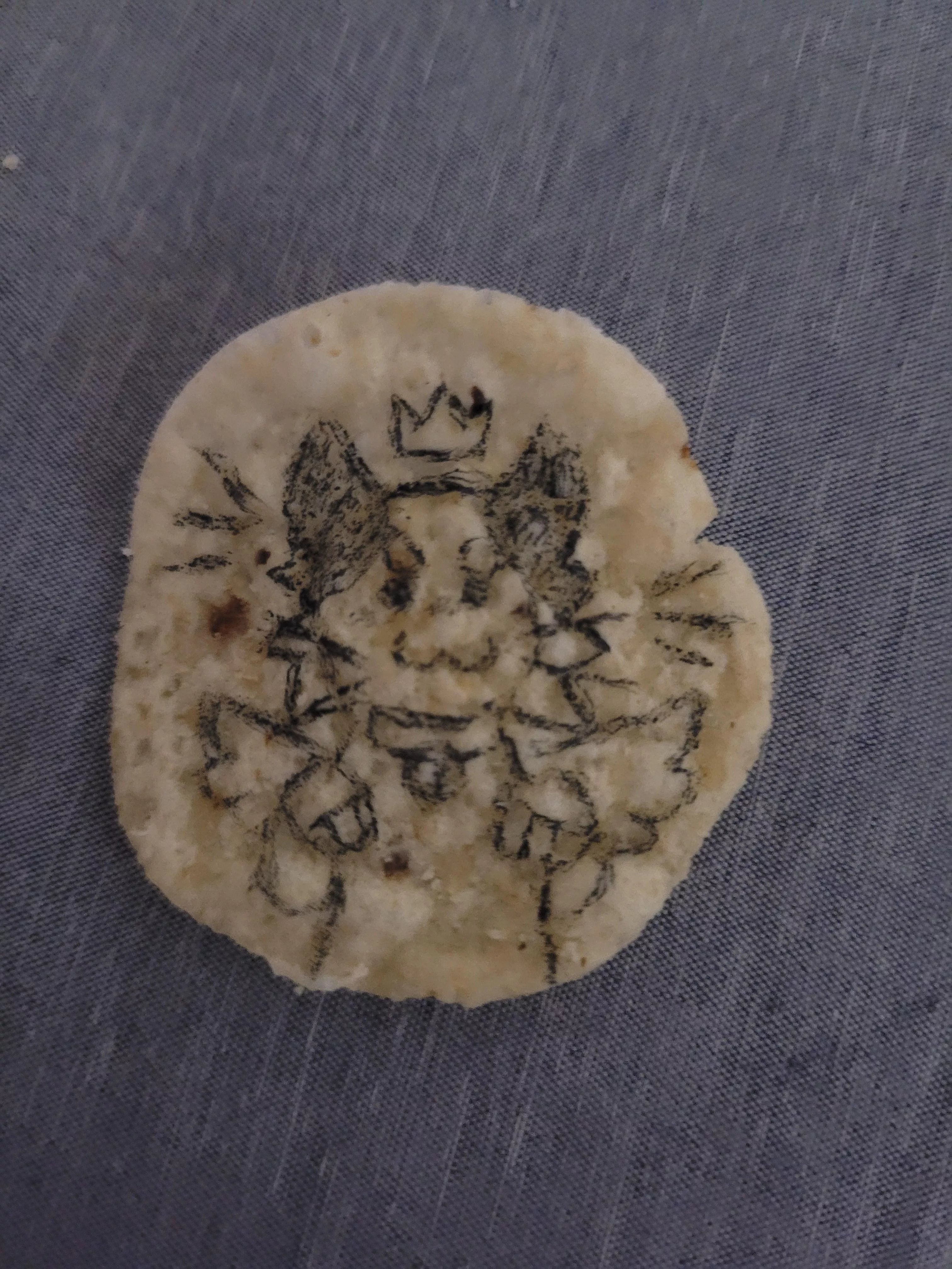 Who wants me to draw their character on a chip? posted by Huevo-infame