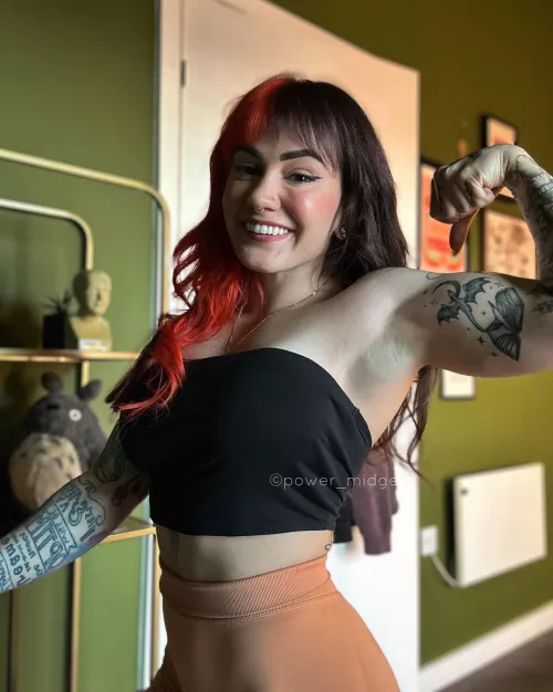 Your new gym girlfriend 🥰 by power_midget