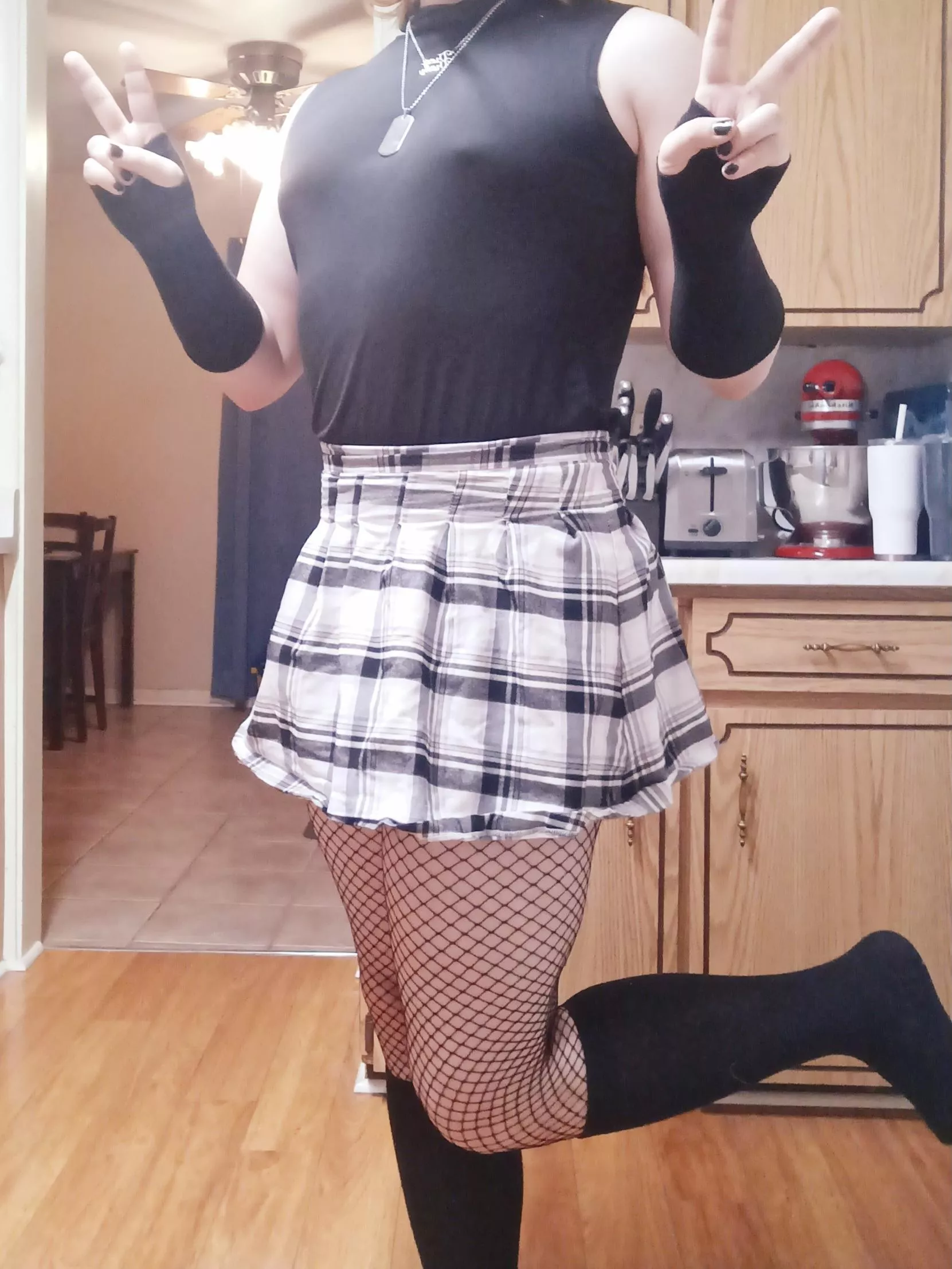 A cute little goth/alt outfit I threw together 🖤 posted by Alexis_The_Fem