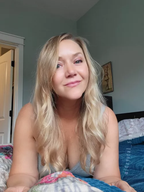 Come for snuggles! [F50] by Crystal_Sunshine_