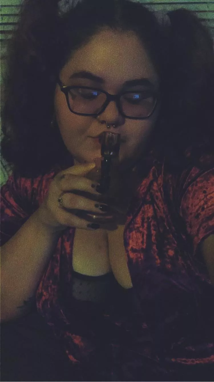 (F)orbidden fruit dab time in my cozy new velvet pjs posted by bestamae