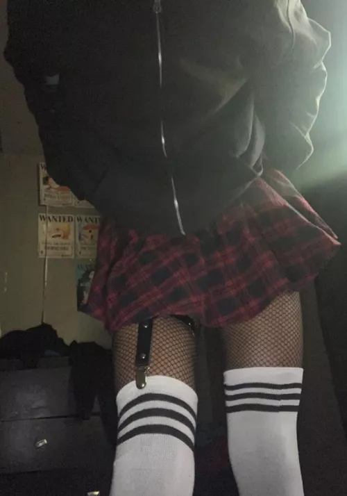 hey there :) by Emergency_Base8920