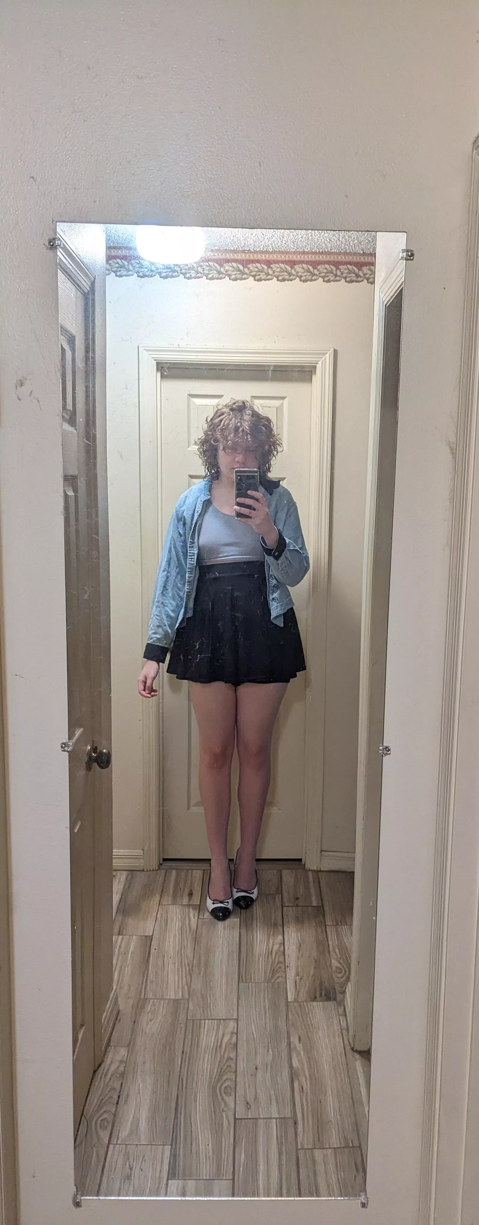 😳hi posted by hornyalt8---D