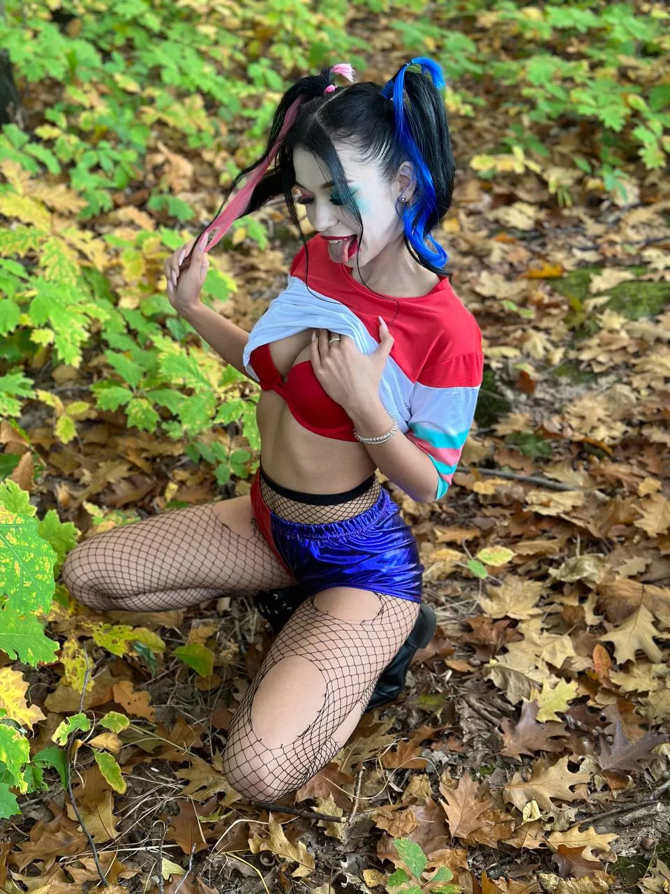 I fell in love with this cosplay posted by SpiritdBat