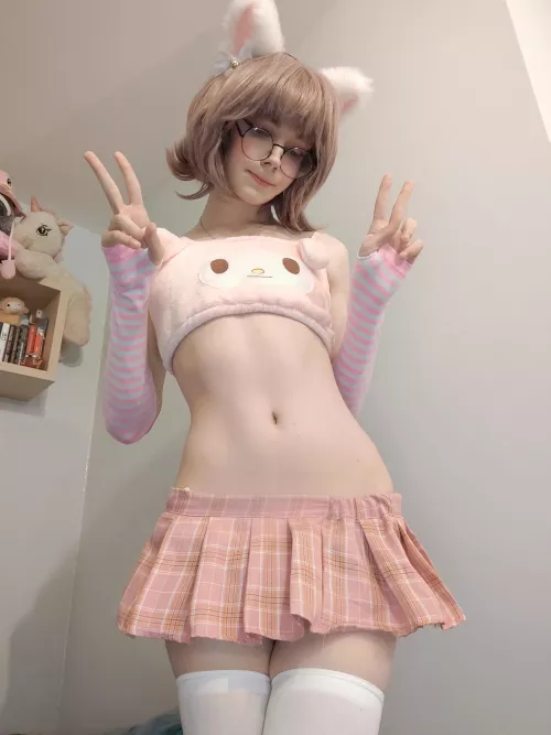 Just a femboy saying hi 😘 by MaxHamster69