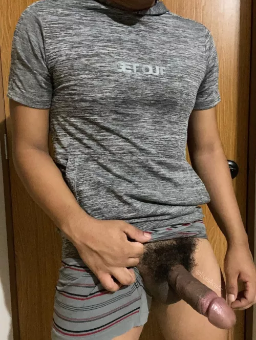 Just a sneak peak at the bush by InformalDragonfly45