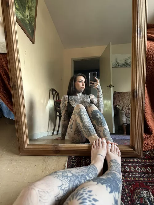 My nails are chipped, I need to redo them by tattooedtegan