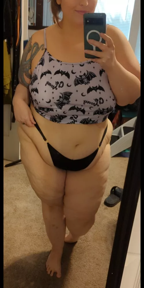 She's cute and goth and begging to be touched 🥲 by RRed48