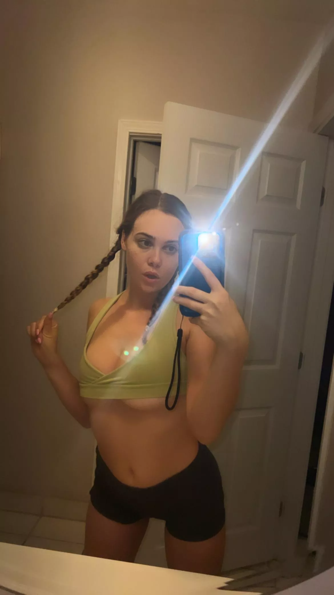 What do you think of my body? posted by cassicapri