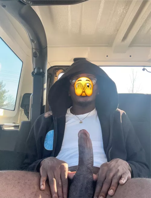 Wyd tonight ?🇨🇦 by Mission_Ad8001