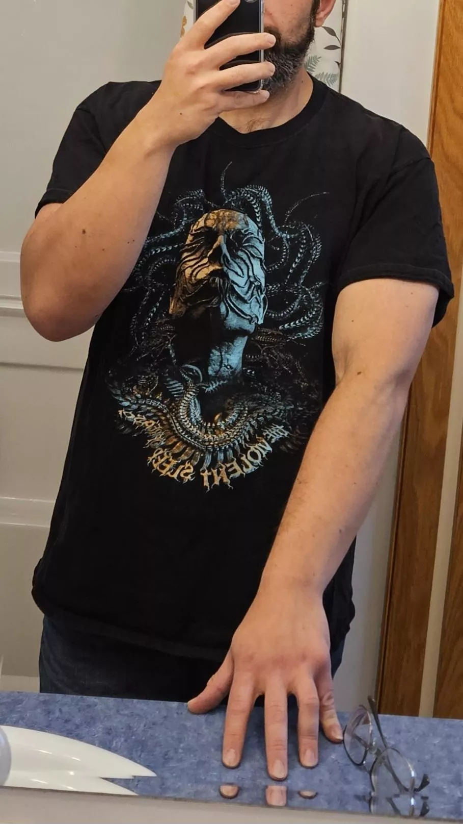 *40 and still wears band t-shirts* 😅 posted by Antioxidote