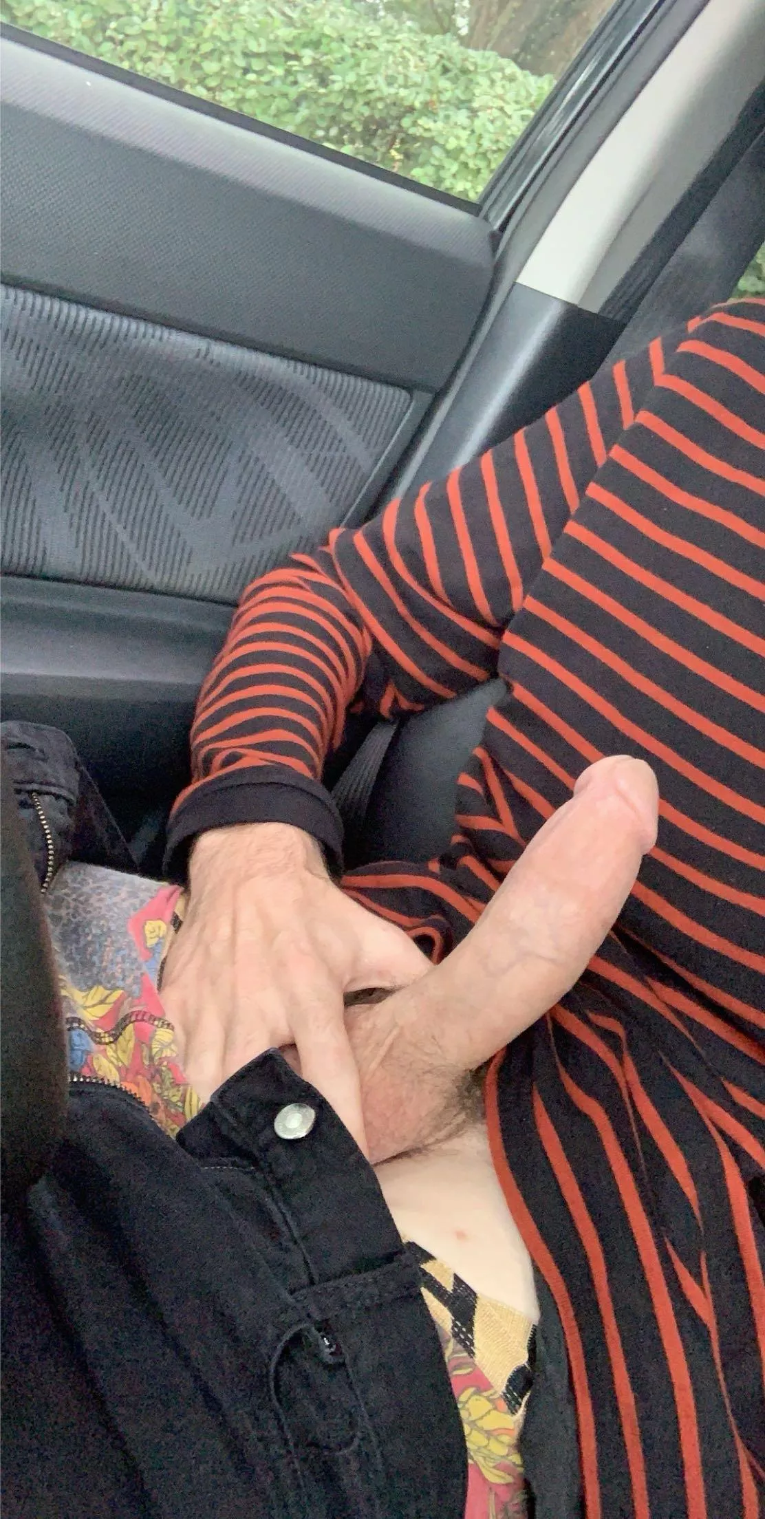 always getting hard in the car 😈 posted by lavshmelancholy