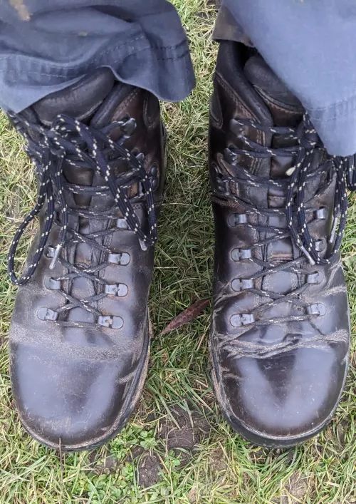 Anything I can do about uneven creasing? by Seabassti0n