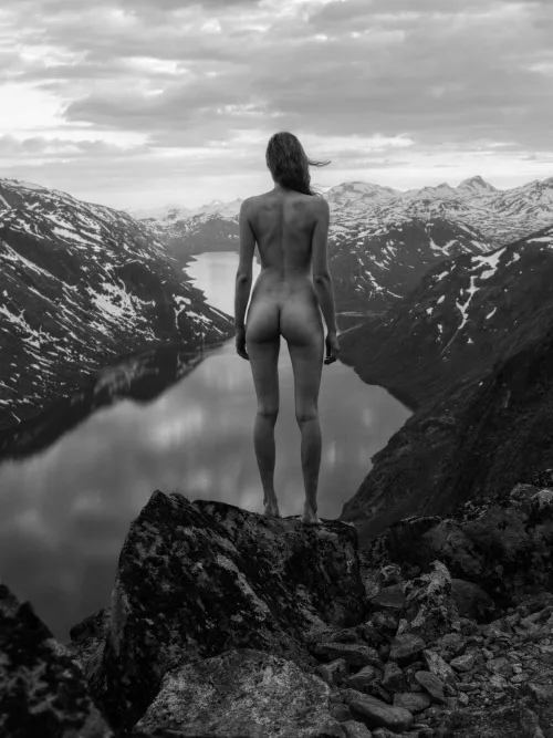 Besseggen by Korbinian Vogt by Gothmoggie