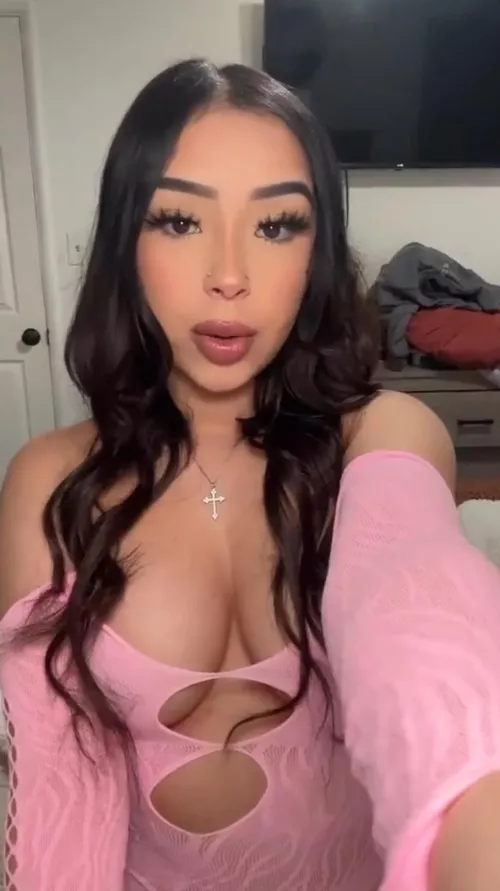 Can’t help but to sin with this body by TsBaby04